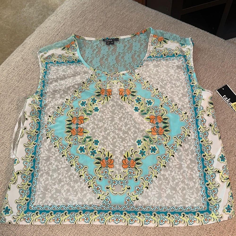 NWT Takara lace back top size medium